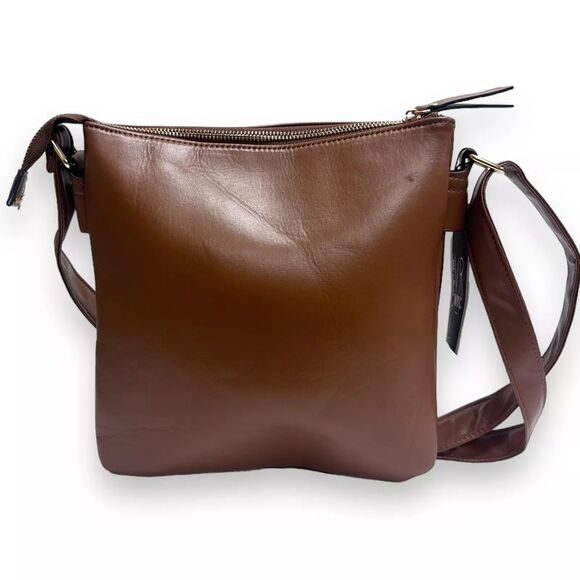 Violet Ray NYC Tammi Braided O-Ring Multi Zip Crossbody Bag in Walnut Brown - Picture 3 of 6